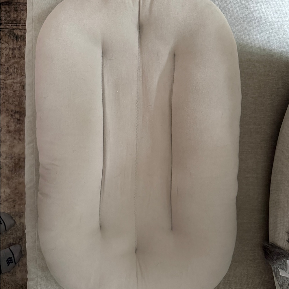 Snuggle Me Infant Lounger